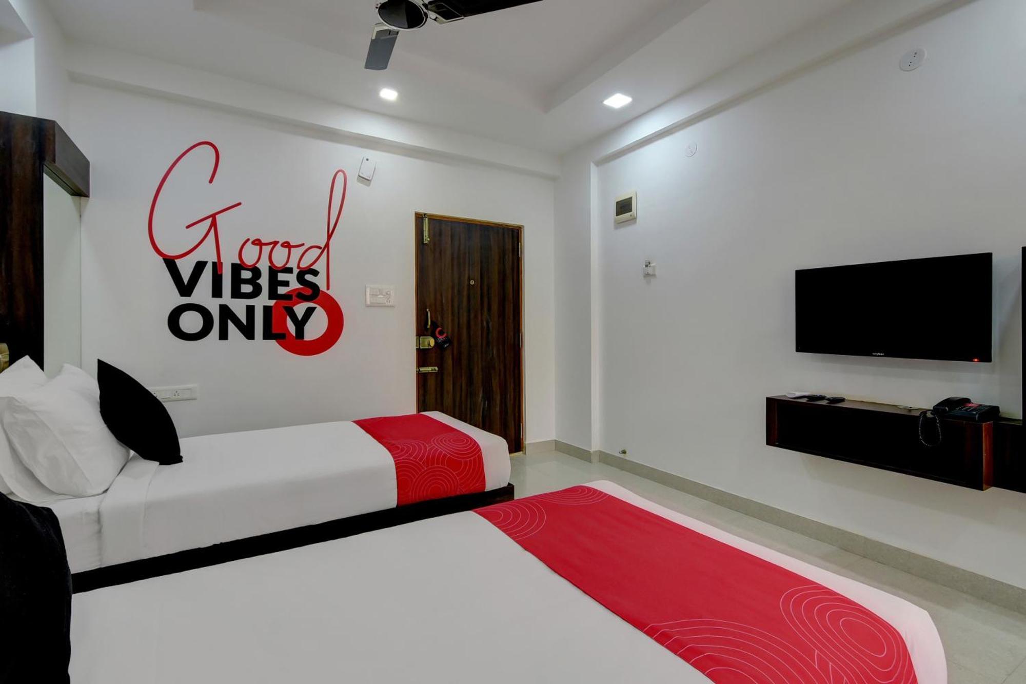 Hotel Super Grand Collection O Near Sarjapur Road Near 7D Voyage Bengalúr Exteriér fotografie