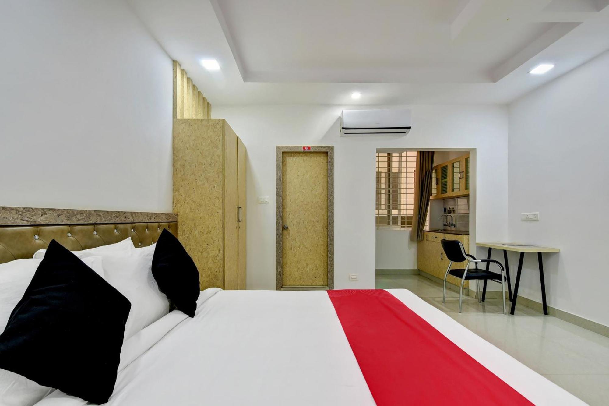 Hotel Super Grand Collection O Near Sarjapur Road Near 7D Voyage Bengalúr Exteriér fotografie