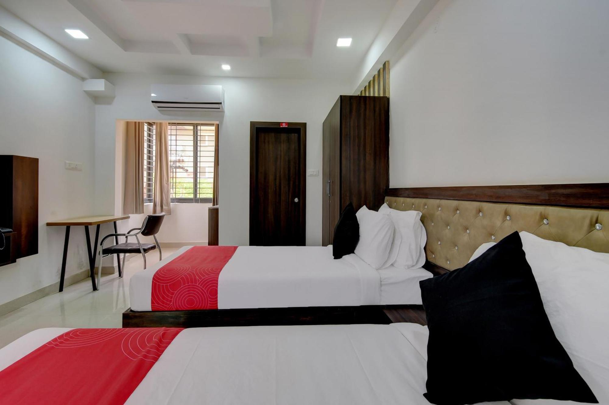 Hotel Super Grand Collection O Near Sarjapur Road Near 7D Voyage Bengalúr Exteriér fotografie