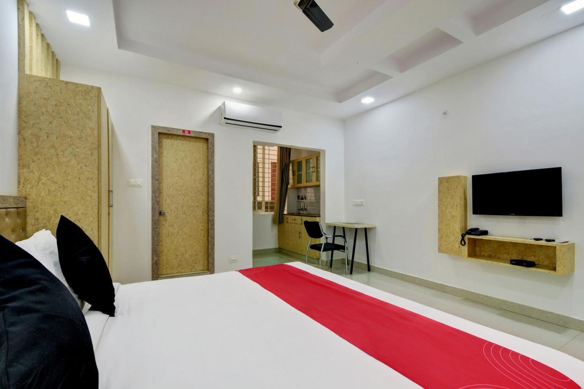 Hotel Super Grand Collection O Near Sarjapur Road Near 7D Voyage Bengalúr Exteriér fotografie