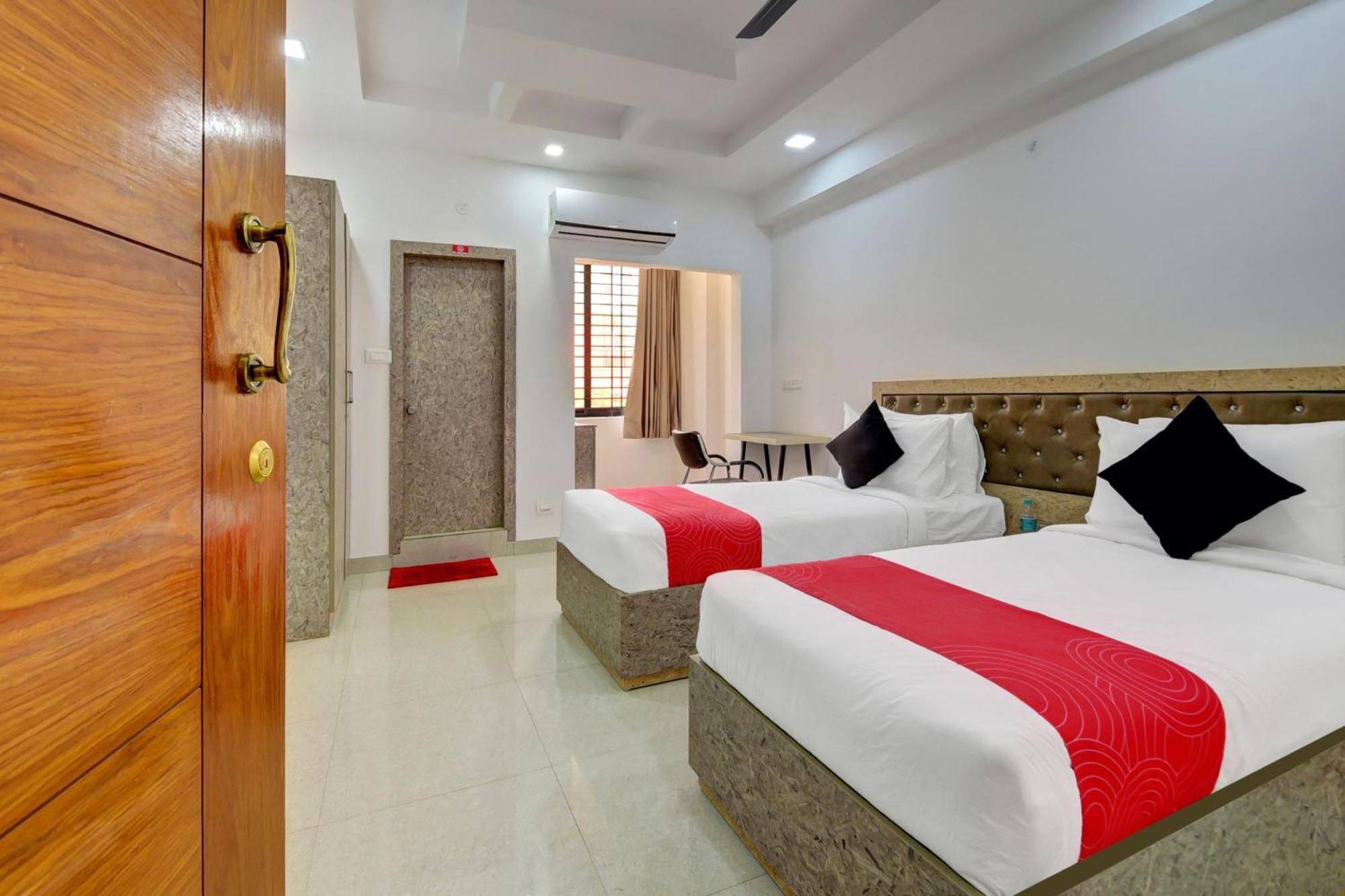 Hotel Super Grand Collection O Near Sarjapur Road Near 7D Voyage Bengalúr Exteriér fotografie